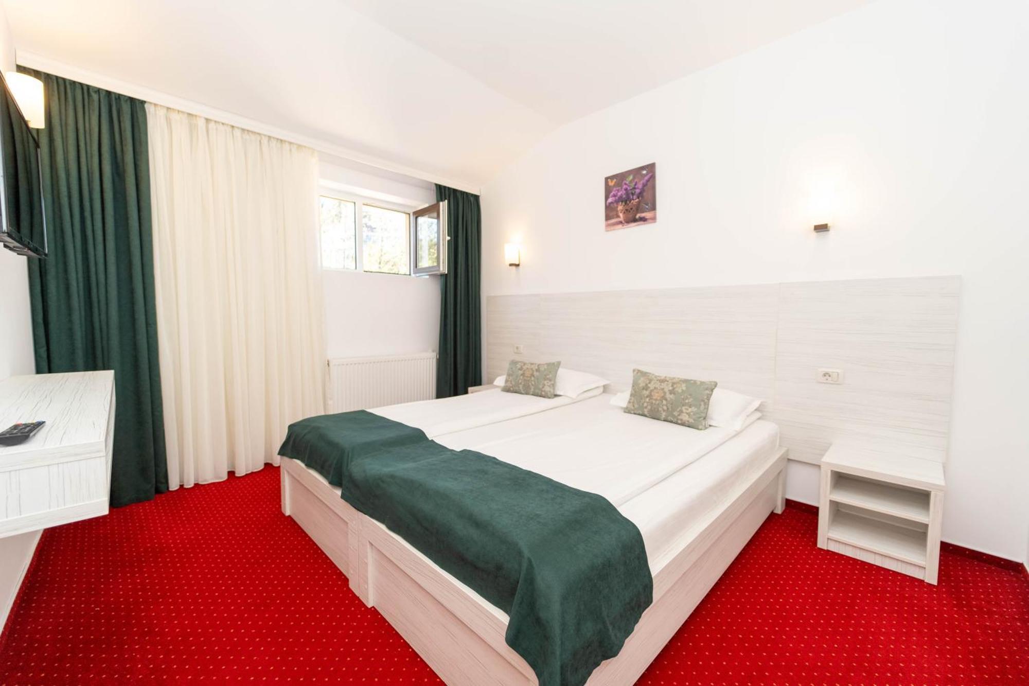 Hotel Cirus Predeal Luaran gambar