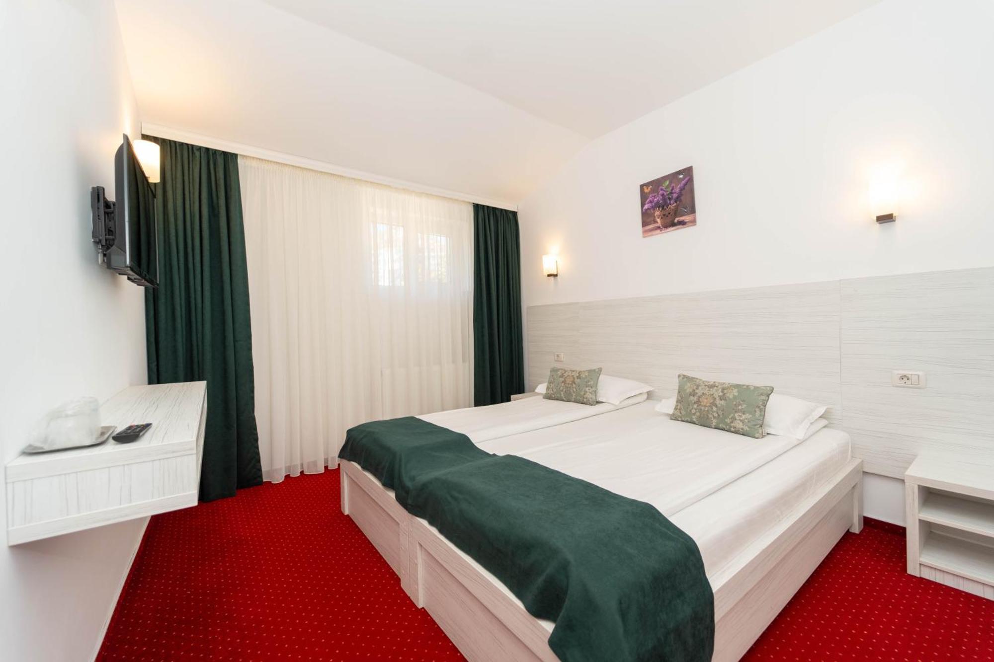 Hotel Cirus Predeal Luaran gambar